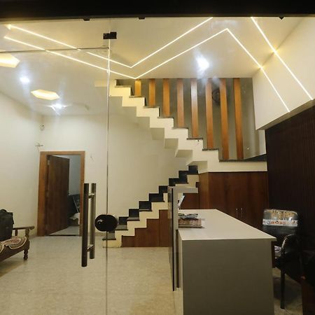 Hotel Garima Ujjain Exterior photo