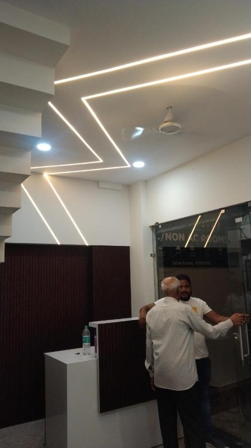 Hotel Garima Ujjain Exterior photo