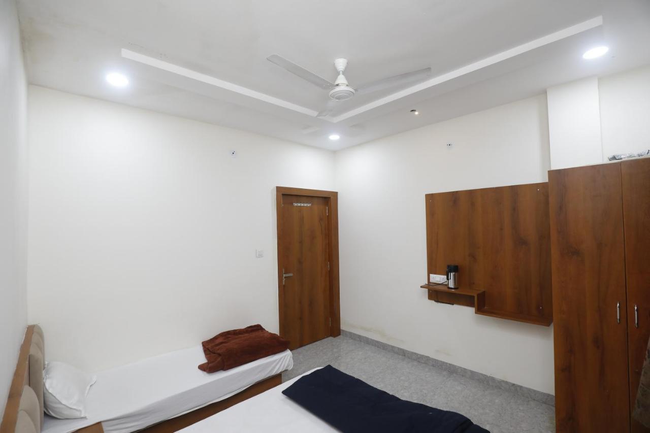 Hotel Garima Ujjain Exterior photo