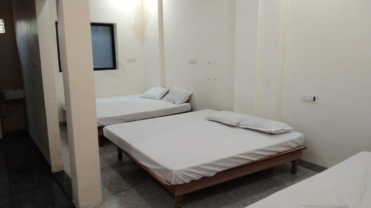 Hotel Garima Ujjain Exterior photo